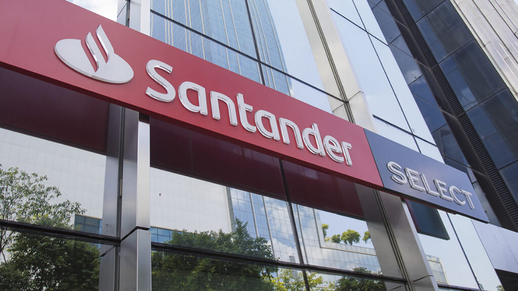 Santander abre inscrições para seu Programa de Estágio 2022