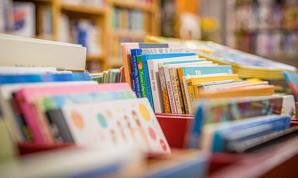 Feira Virtual da Unesp oferece livros pela metade do preço