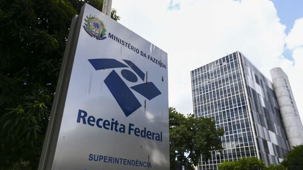 Autorizado concurso público com 699 vagas para a Receita Federal