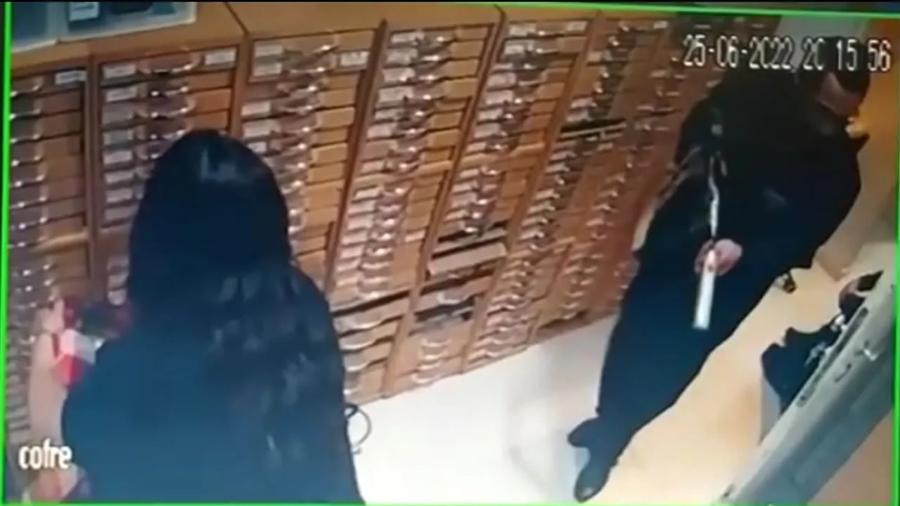 Ladrão é baleado e morre após assalto no Shopping Dom Pedro; outros 3 são presos