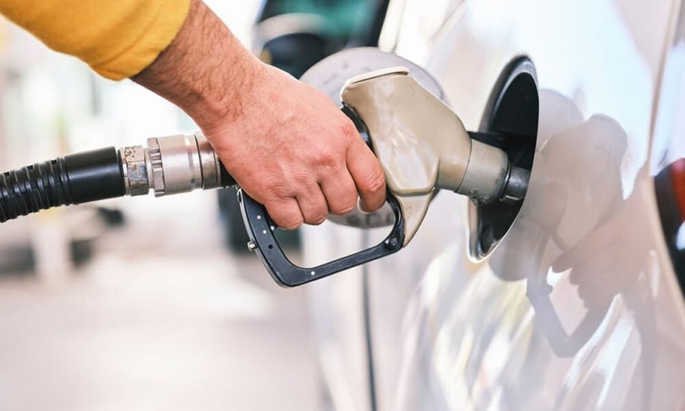 Procon-SP constata redução de R$ 0,30 nos preços do postos monitorados no estado