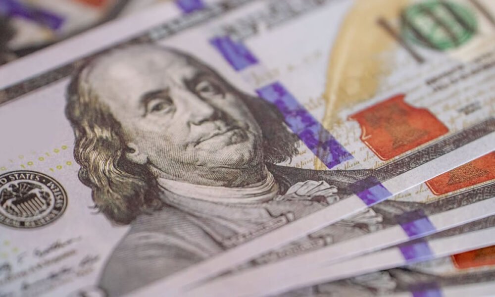 Dólar sobe para R$ 5,42 em dia de nervosismo no mercado financeiro