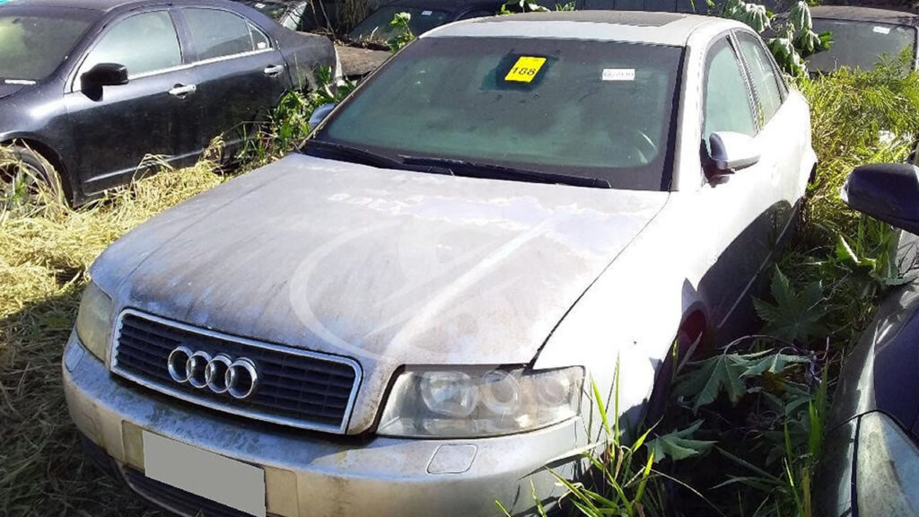 Leilão do Detran.SP em Paulínia tem Audi A4 com lance inicial de R$ 10 mil