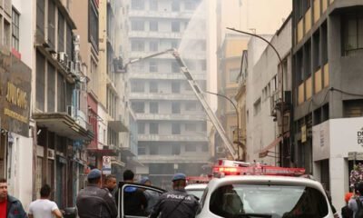 Prédio atingido por incêndio na 25 pode desabar; prefeitura vai pedir demolição