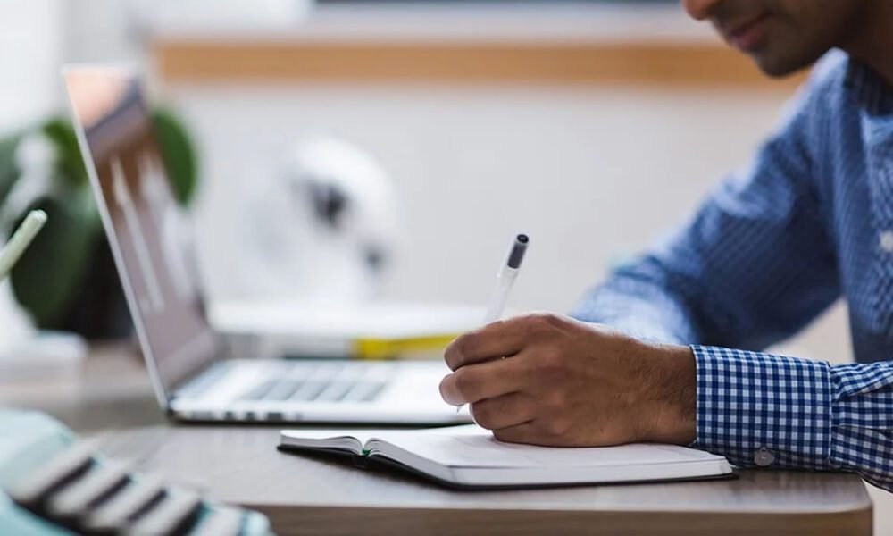 Programa Via Rápida abre 50 mil vagas para qualificação profissional