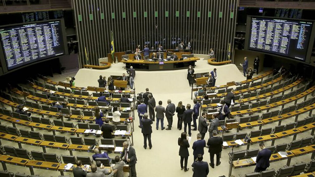 Recesso parlamentar começa na segunda e vai até o dia 31 de julho