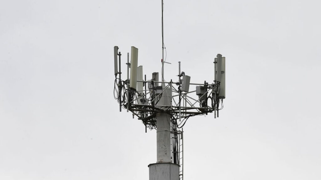 Sancionada lei que facilita instalação de antenas 5G