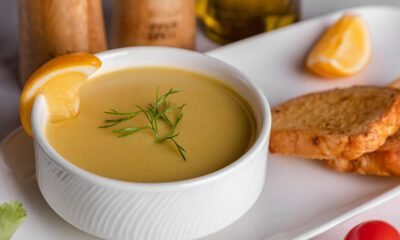 Veja como fazer o melhor caldo de mandioca que você já comeu na vida