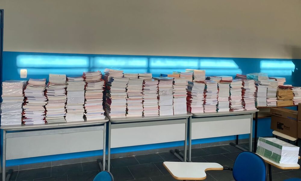 Fiscalização surpresa do Tribunal de Contas vistoria escolas em 319 municípios