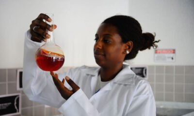 Programa Futuras Cientistas abre inscrições nesta segunda-feira