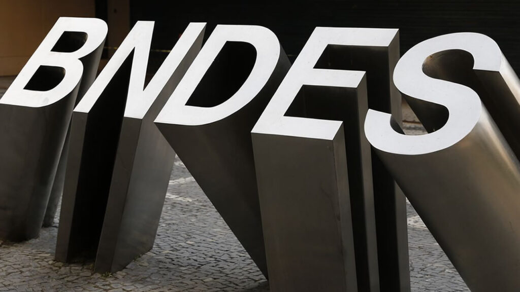 BNDES apoia capacitação de empreendedores de baixa renda