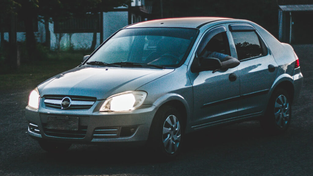 É possível contratar seguro para carro comprado em leilão Confira dicas