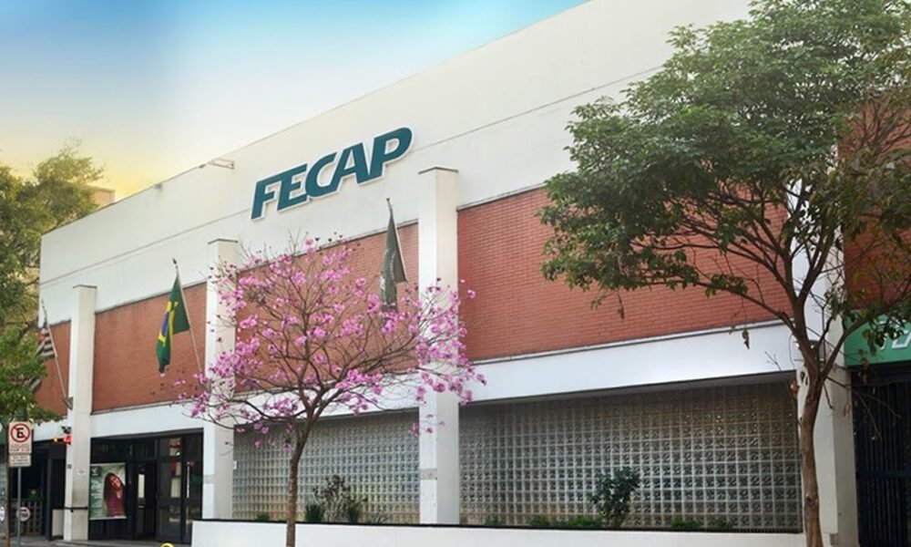 ECAP-oferece-34-cursos-livres-online-para-dar-um-up-no-curriculo