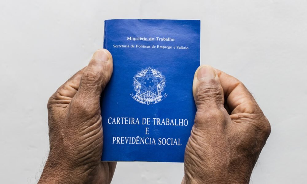 Vagas do PAT de Espírito Santo do Pinhal - Foto de Cesarvr - Depositphotos - Direitos Reservados