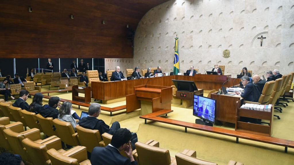 STF derruba lei que obrigava sala de descanso para enfermeiros em SP