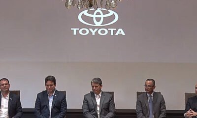 Governo de SP e Toyota anunciam investimento de R$ 1,7 bilhão para produção de compacto híbrido-flex