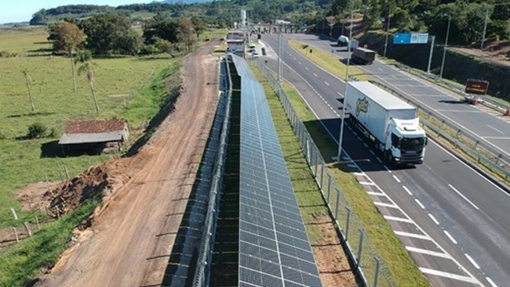 rodovias concedidas têm 1.300 pontos abastecidos por energia solar