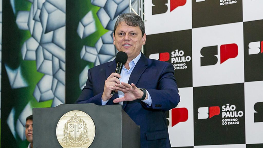 Governo de SP aumenta salário mínimo, atrai negócios e projeta R$ 190 bi em investimentos