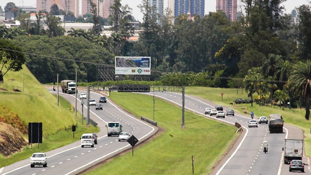 Renovias prevê fluxo de 732 mil veículos durante o feriado prolongado da Independência