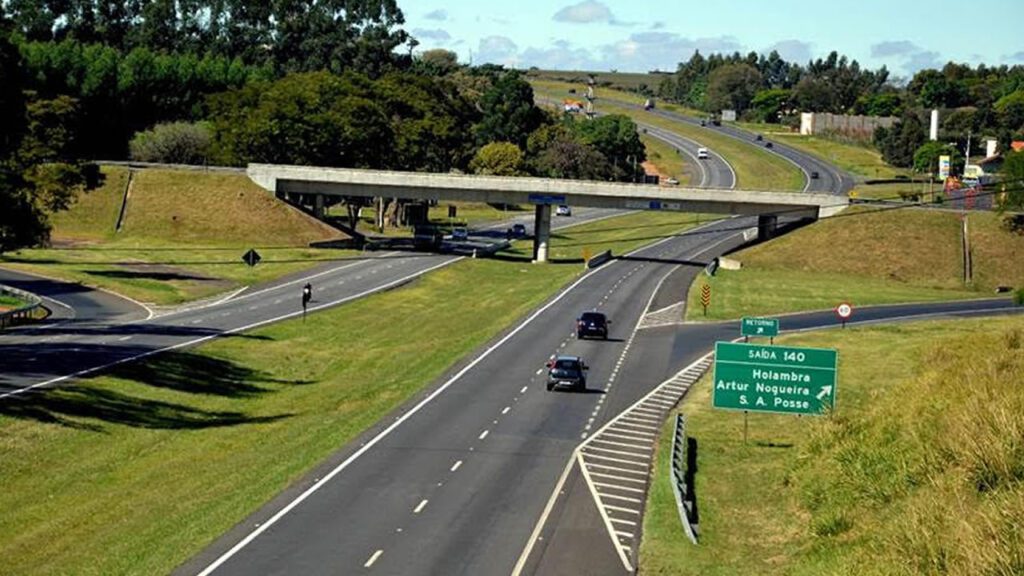 Rodovia administrada pela Renovias leva à maior exposição de flores da América Latina