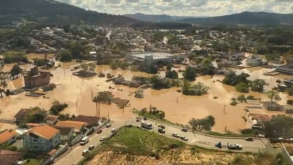 Havan faz doação de edredons para cidades atingidas pelas enchentes no Sul do país