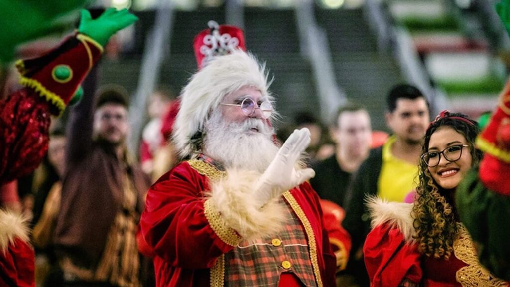 Parque Dom Pedro espetáculo musical celebra a chegada do Papai Noel no próximo dia 10