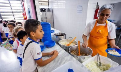 Educação de SP propõe aumento de até 40% no repasse às prefeituras para alimentação escolar