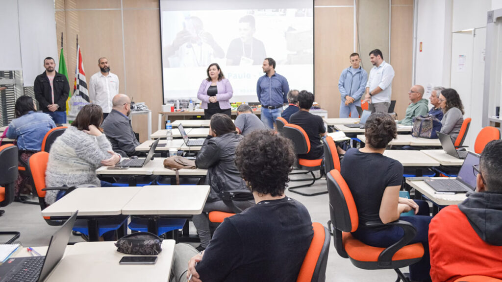 Centro Paula Souza celebra parceria com Stem Brasil e Boeing