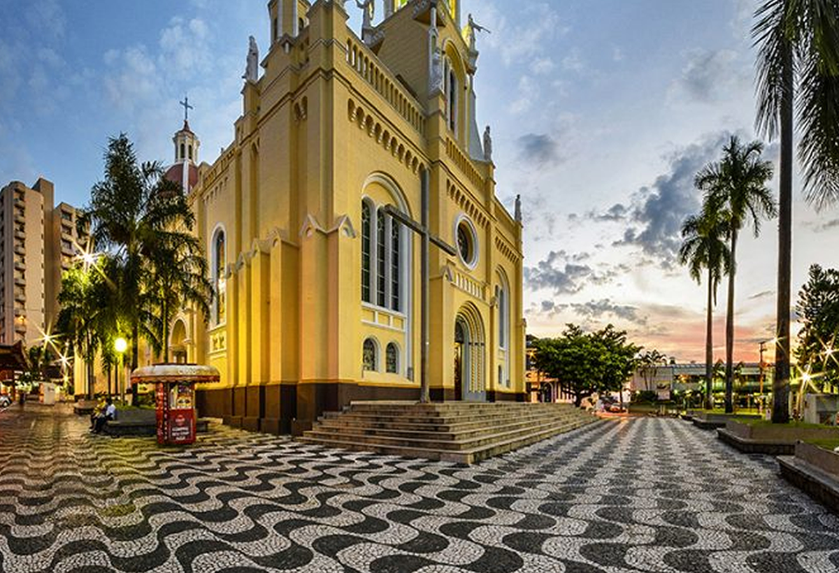 Igreja Matriz de Espírito Santo do Pinhal