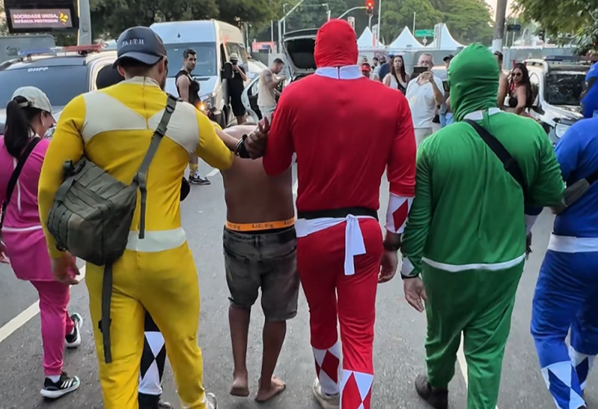 Power rangers no carnaval de SP