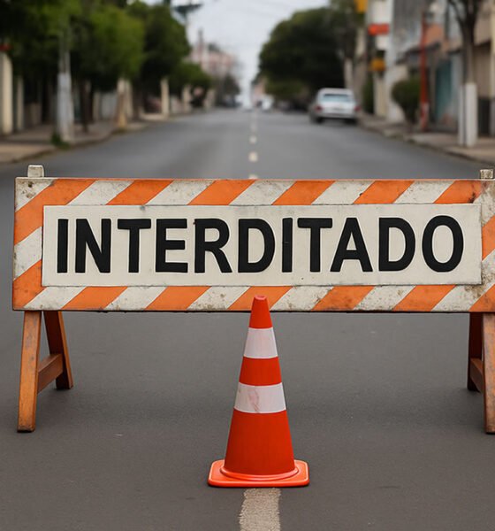 Ruas interditadas em Espirito Santo do Pinhal